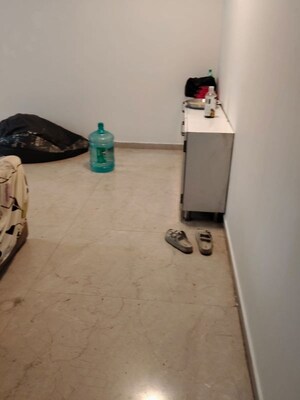 Furnished Amenities in 3 BHK Apartment at Lodha Splendora, Ghodbunder Road – for Rent
