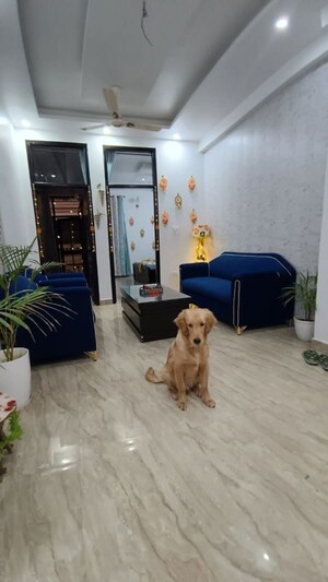 Parking in 2 BHK Builder Floor at Dehrakhas – for Sale