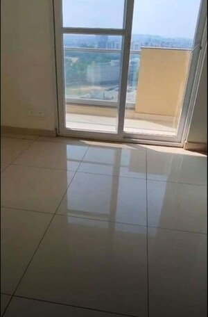 3 BHK Apartment For Rent in Maya Green Lotus Saksham, International Airport Road