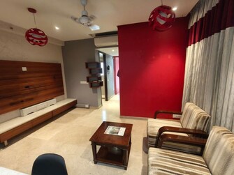 2 BHK + Store Room 600 Sq.Ft. Apartment in One Hiranandani Park Fairway