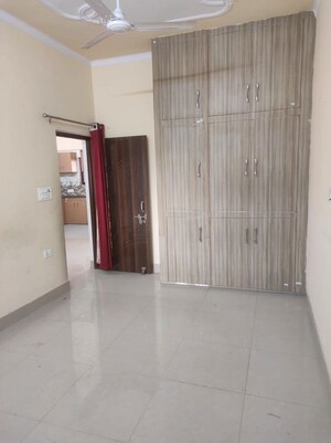 2 BHK Builder Floor For Rent in Aman Vihar
