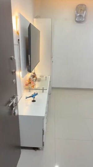Room in 1 BHK Apartment at Aakruti Elegance, Mira Road – for Sale