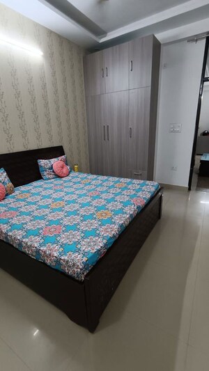 3 BHK Builder Floor For Rent in Aman Vihar