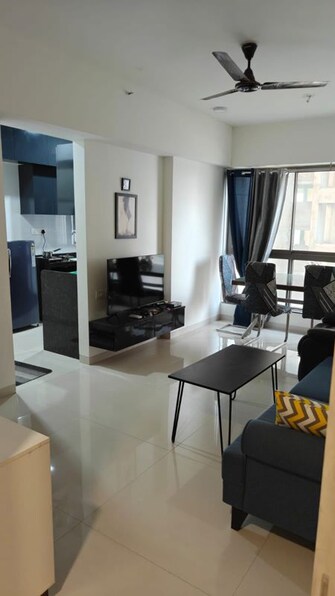 2 BHK 578 Sq.Ft. Apartment in Rustomjee Bella Phase 1