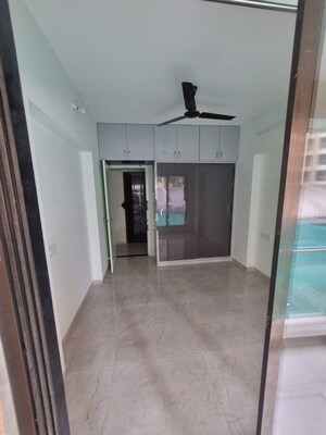 Room in 2 BHK Apartment at UK Iridium, Kandivali East – for Rent