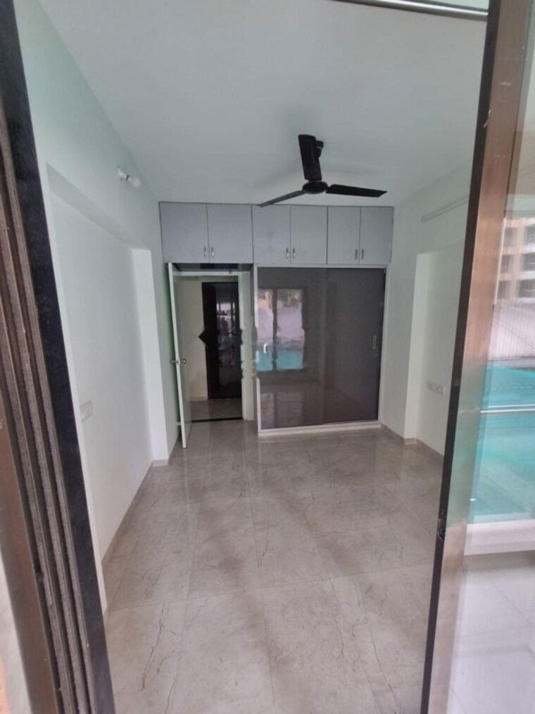 Room, uk-iridium 2 Bedroom 800 Sq.Ft. Apartment In Kandivali East Mumbai 10629966