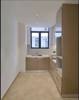 Room in 3 BHK Apartment at Anant Raj Ashok Estate, Sector 63a – for Rent