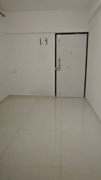 1 BHK 350 Sq.Ft. Apartment in Tiara Hills