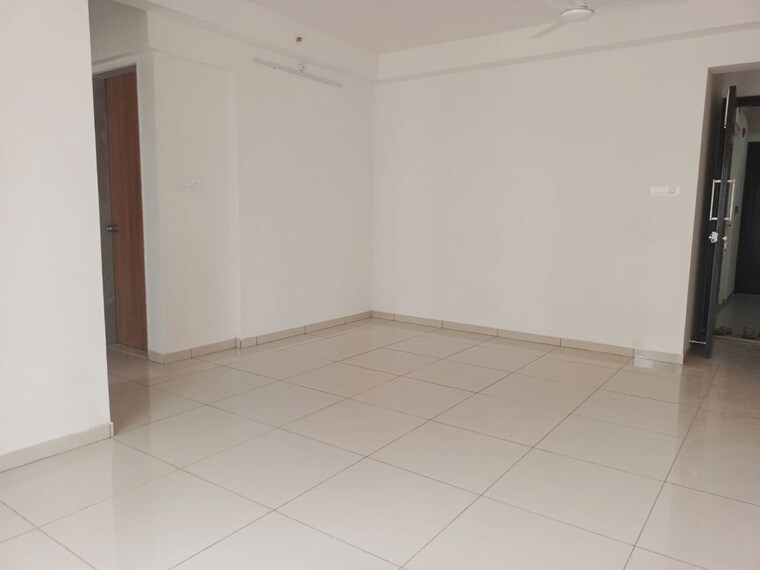 Living Room, godrej-emerald 3 Bedroom 950 Sq.Ft. Apartment In Ghodbunder Road Thane 10629975