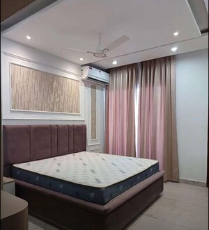 Bedroom in 3 BHK Apartment at Vip Road – for Rent