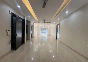 Building Lobby in 3 BHK Builder Floor at Sector 22 – for Rent