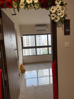 Room in 1 BHK Apartment at Piramal Vaikunth A Class Homes, Balkum Pada – for Rent