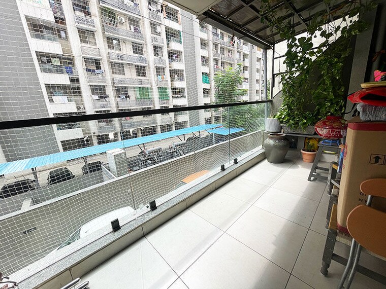 Balcony, gota 3 Bedroom 200 Sq.Yd. Apartment In Gota Ahmedabad 10630014