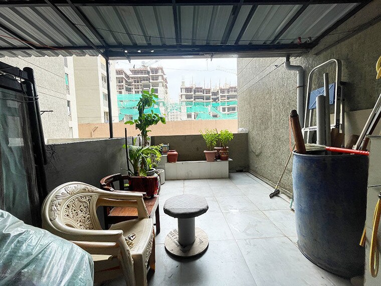 Team Area, gota 3 Bedroom 200 Sq.Yd. Apartment In Gota Ahmedabad 10630014