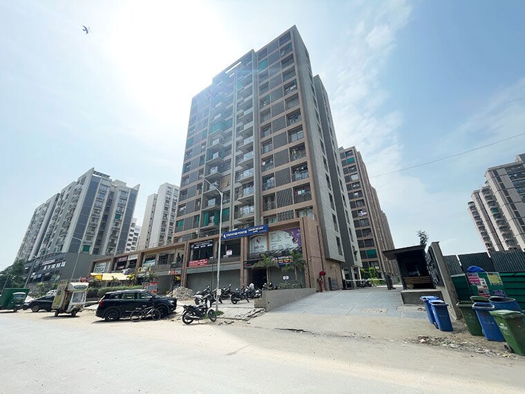 Exterior View, gota 3 Bedroom 200 Sq.Yd. Apartment In Gota Ahmedabad 10630014