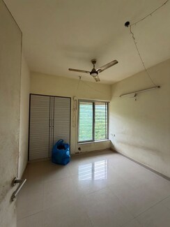 2 BHK + Store Room Apartment For Rent in Kalpataru Hills