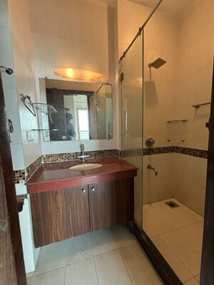 Kitchen in 2.5 BHK Apartment at Oberoi Realty Woods, Goregaon East – for Rent