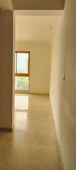 Room in 2 BHK Apartment at IM Applaud 38, Goregaon East – for Rent