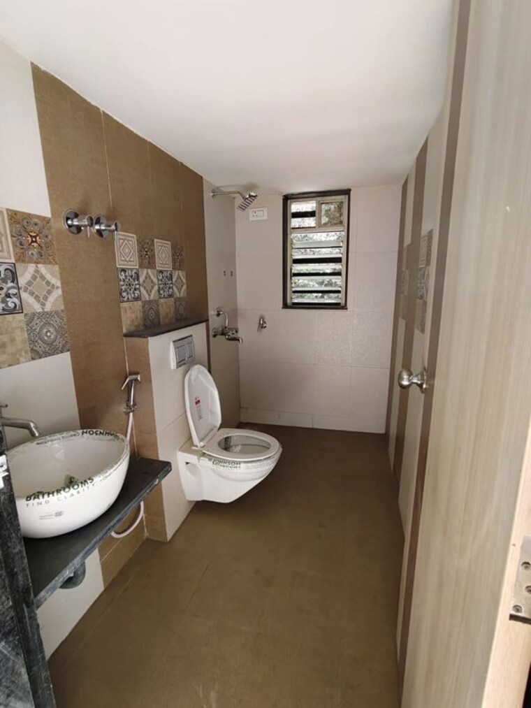 Bathroom, jangid-galaxy 2 Bedroom 750 Sq.Ft. Apartment In Ghodbunder Road Thane 10630026