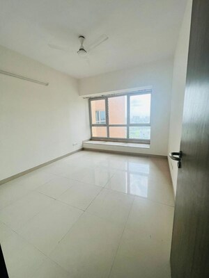 2.5 BHK Apartment For Rent in DB Woods, Goregaon East