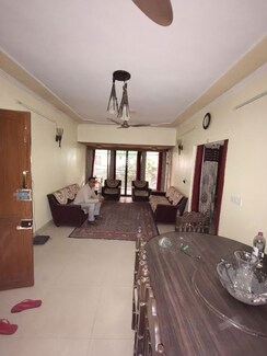 2 BHK + Store Room Apartment For Rent in Arun Vihar Sector 37