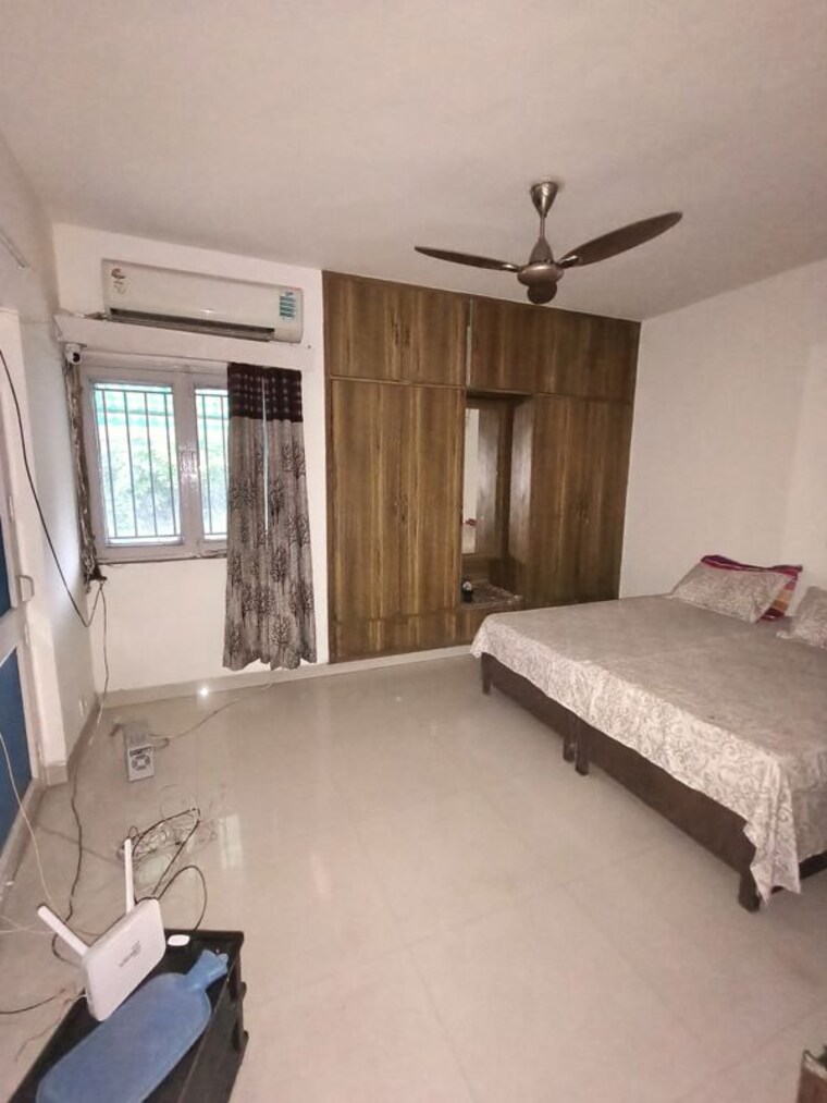 Living Room, arun-vihar-sector-37 2 Bedroom 1100 Sq.Ft. Apartment In Sector 37 Noida 10630056