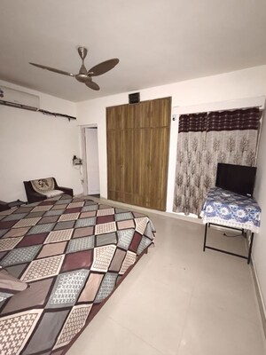 Bedroom in 2 BHK Apartment at Arun Vihar Sector 37, Sector 37 – for Rent