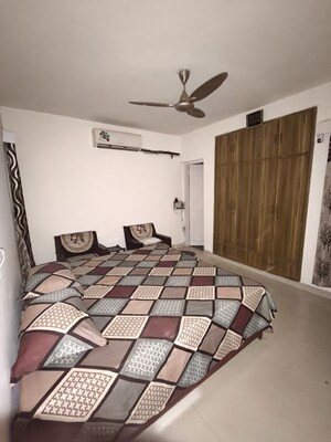 Bedroom in 2 BHK Apartment at Arun Vihar Sector 37, Sector 37 – for Rent