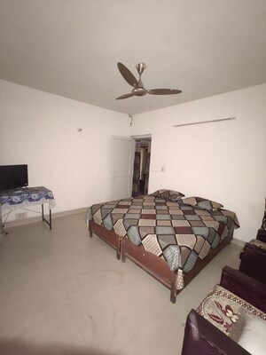 Bedroom in 2 BHK Apartment at Arun Vihar Sector 37, Sector 37 – for Rent