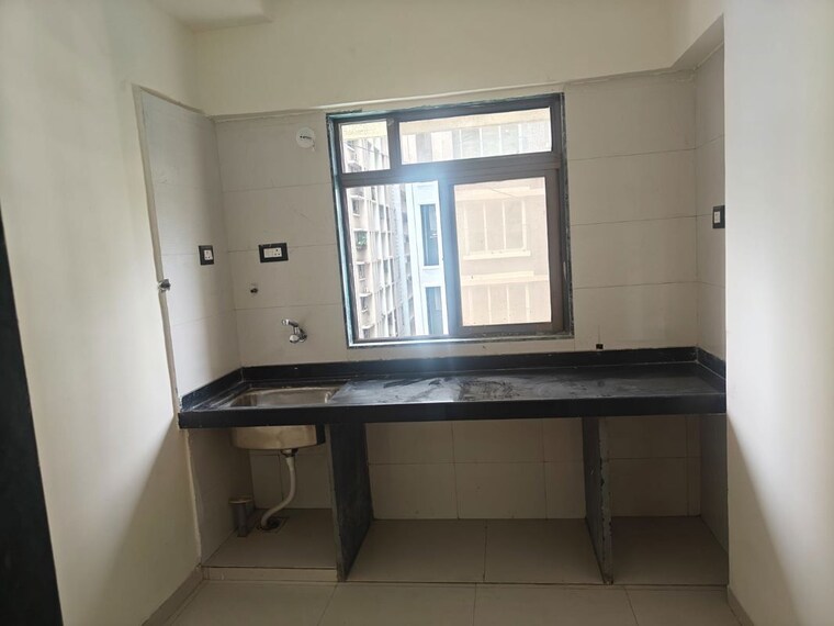 Kitchen, marathon-monte-south 3 Bedroom 1250 Sq.Ft. Apartment In Byculla West Mumbai 10629868