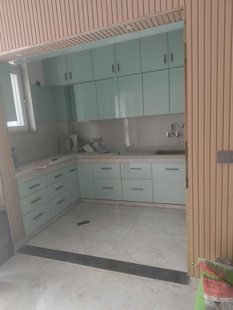 Bathroom, rwa-apartments 2 Bedroom 1000 Sq.Ft. Independent House In Sector 31 Noida 10630091