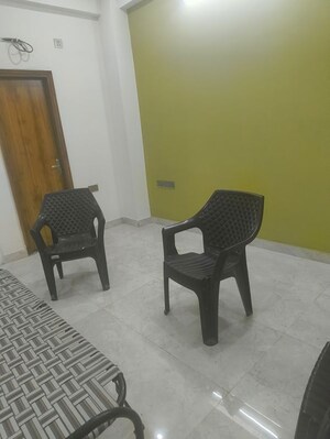 Team Area in 2 BHK Independent House at RWA Apartments, Sector 31 – for Rent