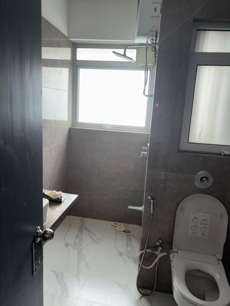 Bathroom, adani-ten-bkc 3 Bedroom 1120 Sq.Ft. Apartment In Bandra East Mumbai 10630107