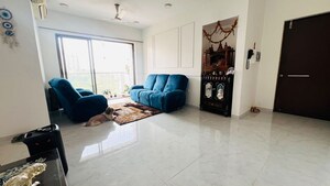 2 BHK Apartment For Rent in Lodha Luxuria Westgate, Majiwada