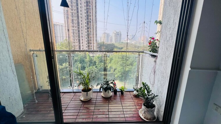Balcony, lodha-luxuria-westgate 2 Bedroom 750 Sq.Ft. Apartment In Majiwada Thane 10630097