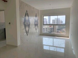 Room in 2 BHK Apartment at Wadhwa Pristine, Matunga West – for Sale