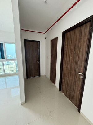 Room in 2 BHK Apartment at Ashapura F Residences, Malad East – for Rent