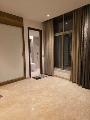 Room in 2 BHK Apartment at One Hiranandani Park, Ghodbunder Road – for Rent