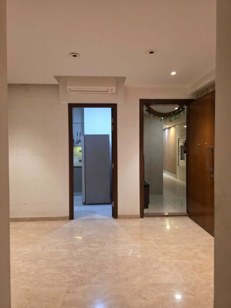 Room, one-hiranandani-park 2 Bedroom 680 Sq.Ft. Apartment In Ghodbunder Road Thane 10630134