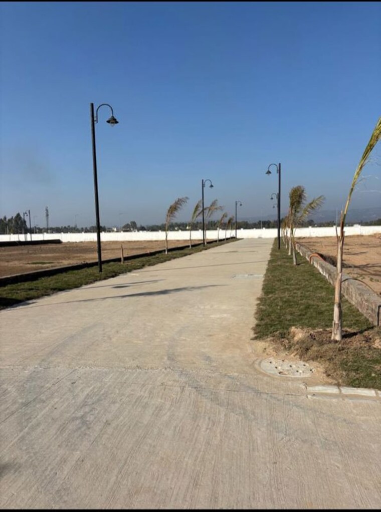 undefined, ambala highway  125 Sq.Yd. Plot In Ambala Highway Zirakpur 10630147