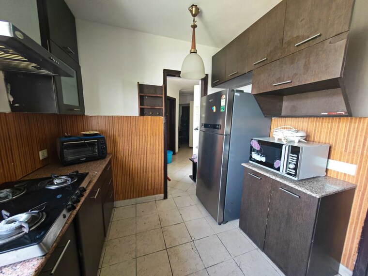 Kitchen, ireo-victory-valley 3 Bedroom 3990 Sq.Ft. Apartment In Sector 67 Gurgaon 10630152
