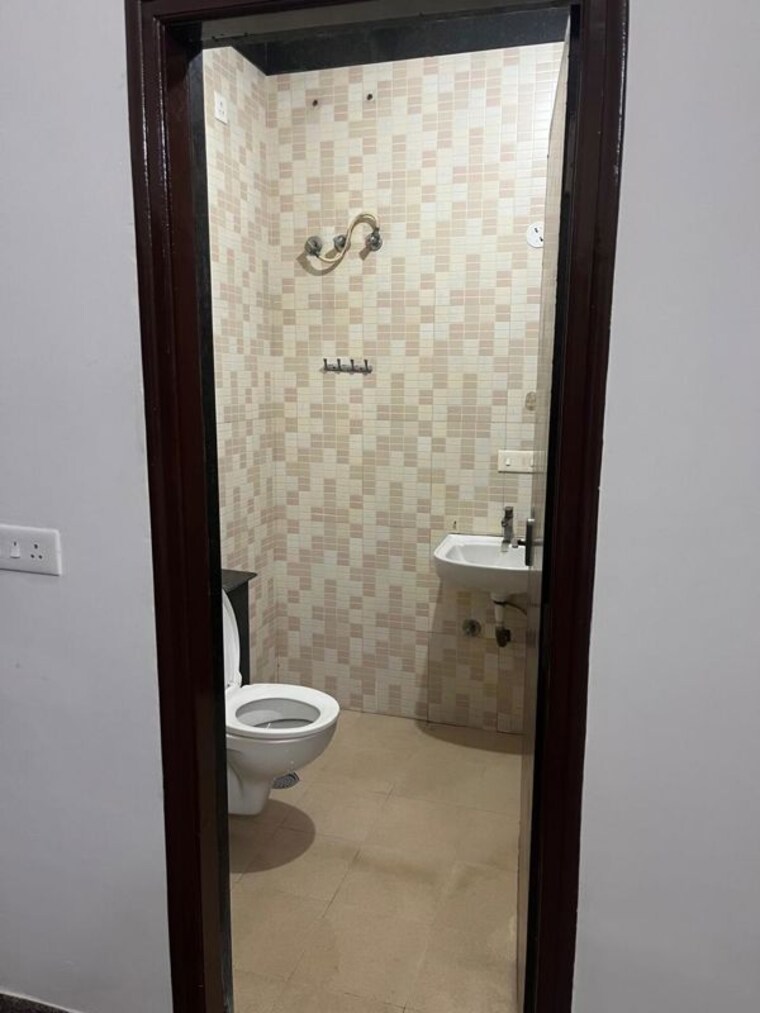Bathroom, ramamurthy nagar 2 Bedroom 1200 Sq.Ft. Builder Floor In Ramamurthy Nagar Bangalore 10630166