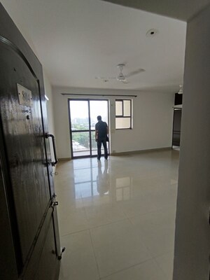 Building Lobby in 2 BHK Apartment at Unitech Uniworld Gardens 2, Sector 47 – for Rent