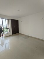 2 BHK 1350 Sq.Ft. Apartment in Unitech Uniworld Gardens 2