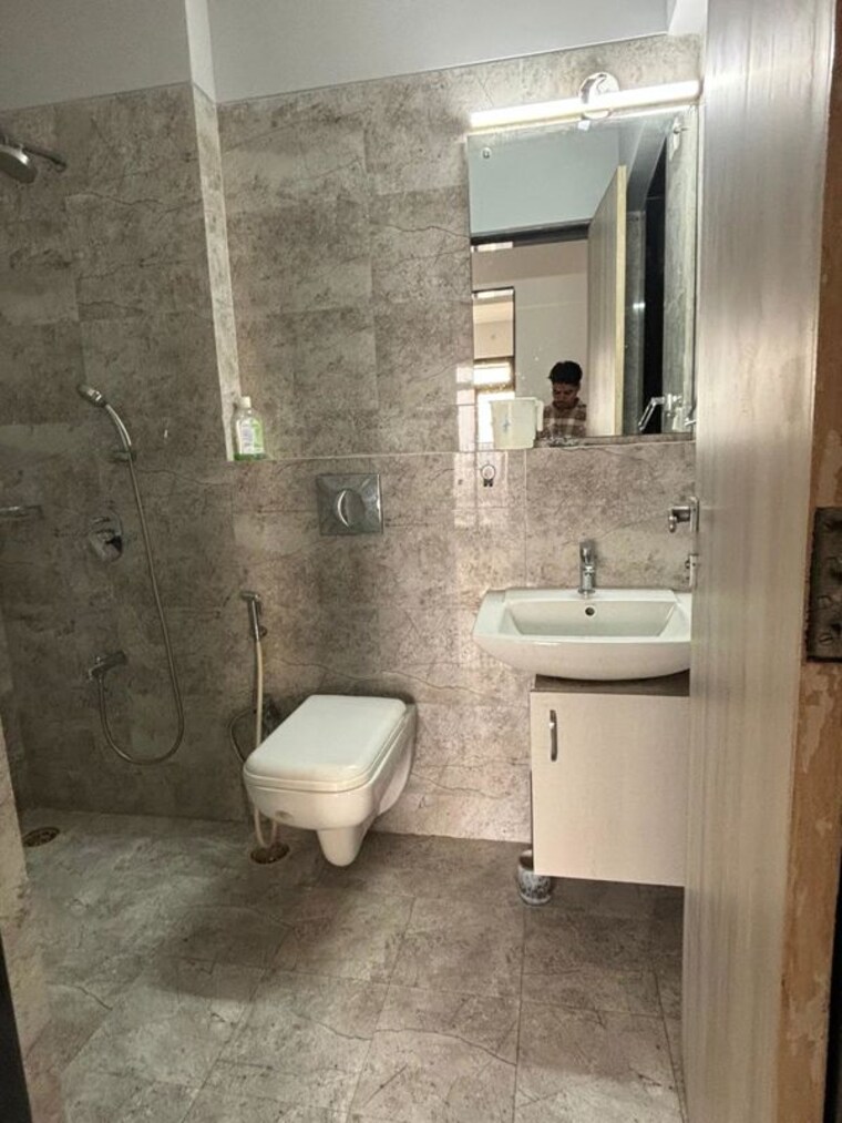 Bathroom, kanakia-levels 2 Bedroom 1005 Sq.Ft. Apartment In Malad East Mumbai 10630167