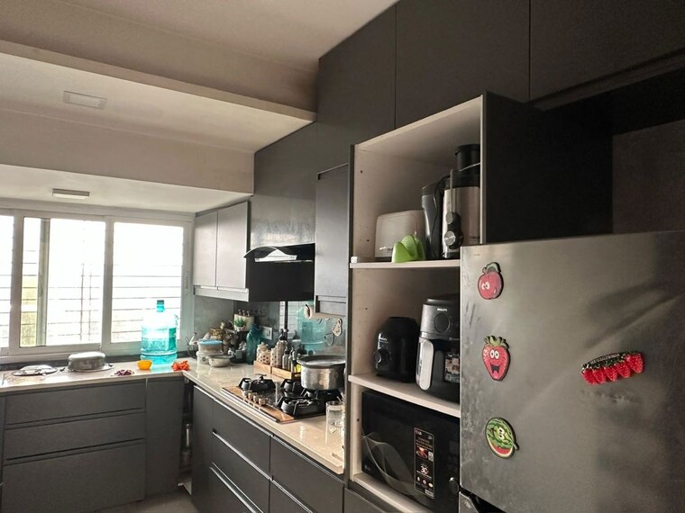 Kitchen, lodha-splendora 3 Bedroom 1625 Sq.Ft. Apartment In Ghodbunder Road Thane 10630142