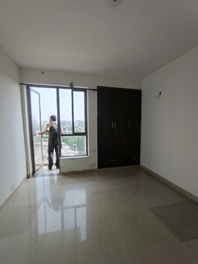 Room, unitech-uniworld-gardens-2 2 Bedroom 1350 Sq.Ft. Apartment In Sector 47 Gurgaon 10630188