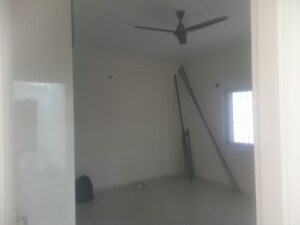Room in 3 BHK Apartment at KVG Grandeur, Nri Layout – for Rent