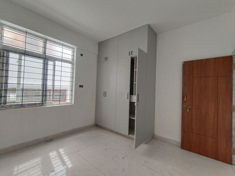 Room, reliaable-lakedew-residency 3 Bedroom 2100 Sq.Ft. Builder Floor In Harlur Bangalore 10630208