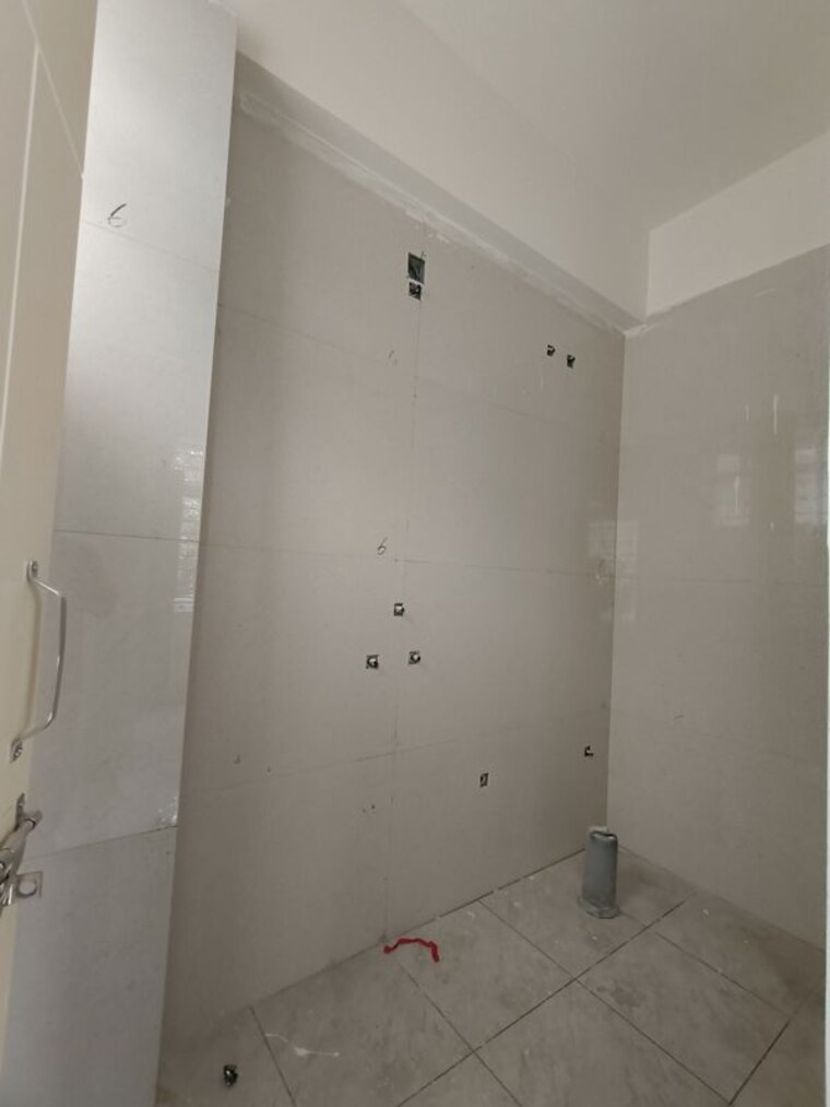 Bathroom, reliaable-lakedew-residency 3 Bedroom 2100 Sq.Ft. Builder Floor In Harlur Bangalore 10630208